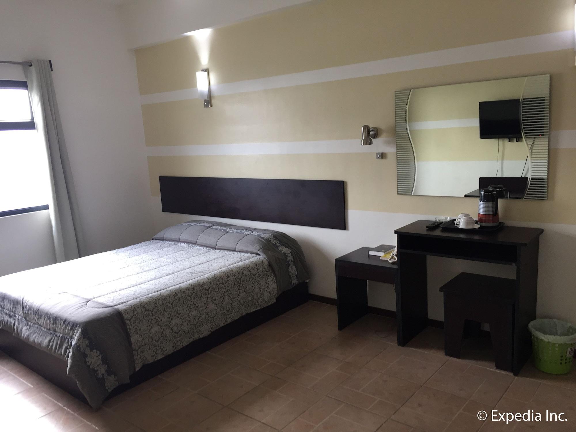 Metro Park Hotel Mandaue Cebu Екстериор снимка