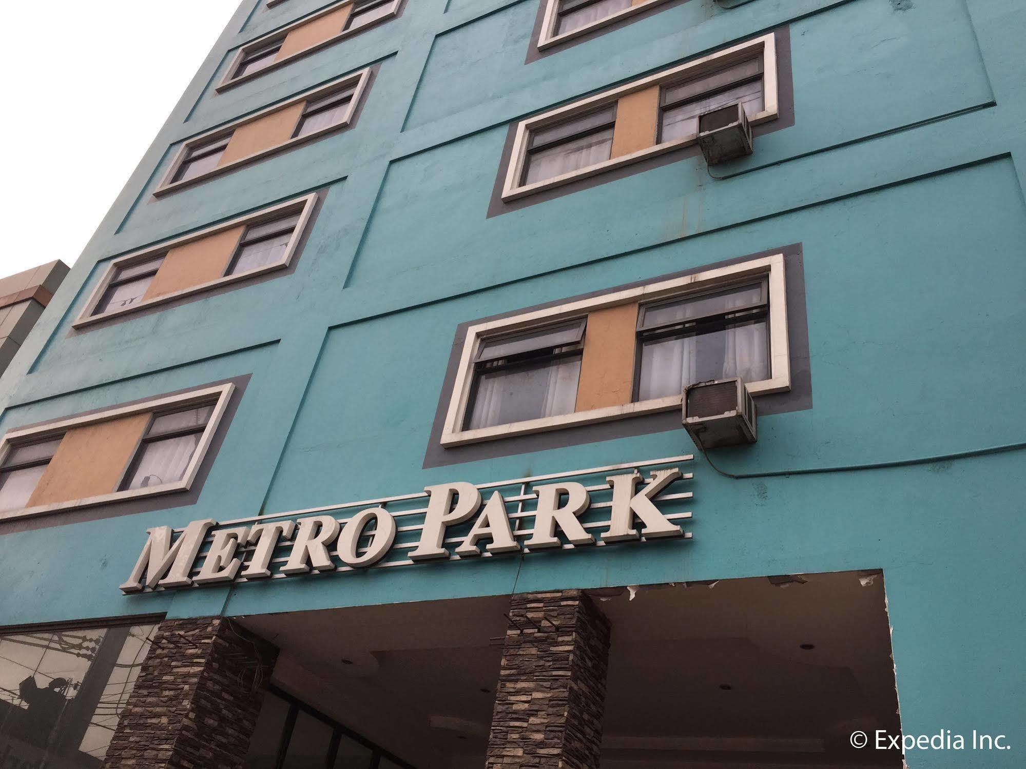 Metro Park Hotel Mandaue Cebu Екстериор снимка