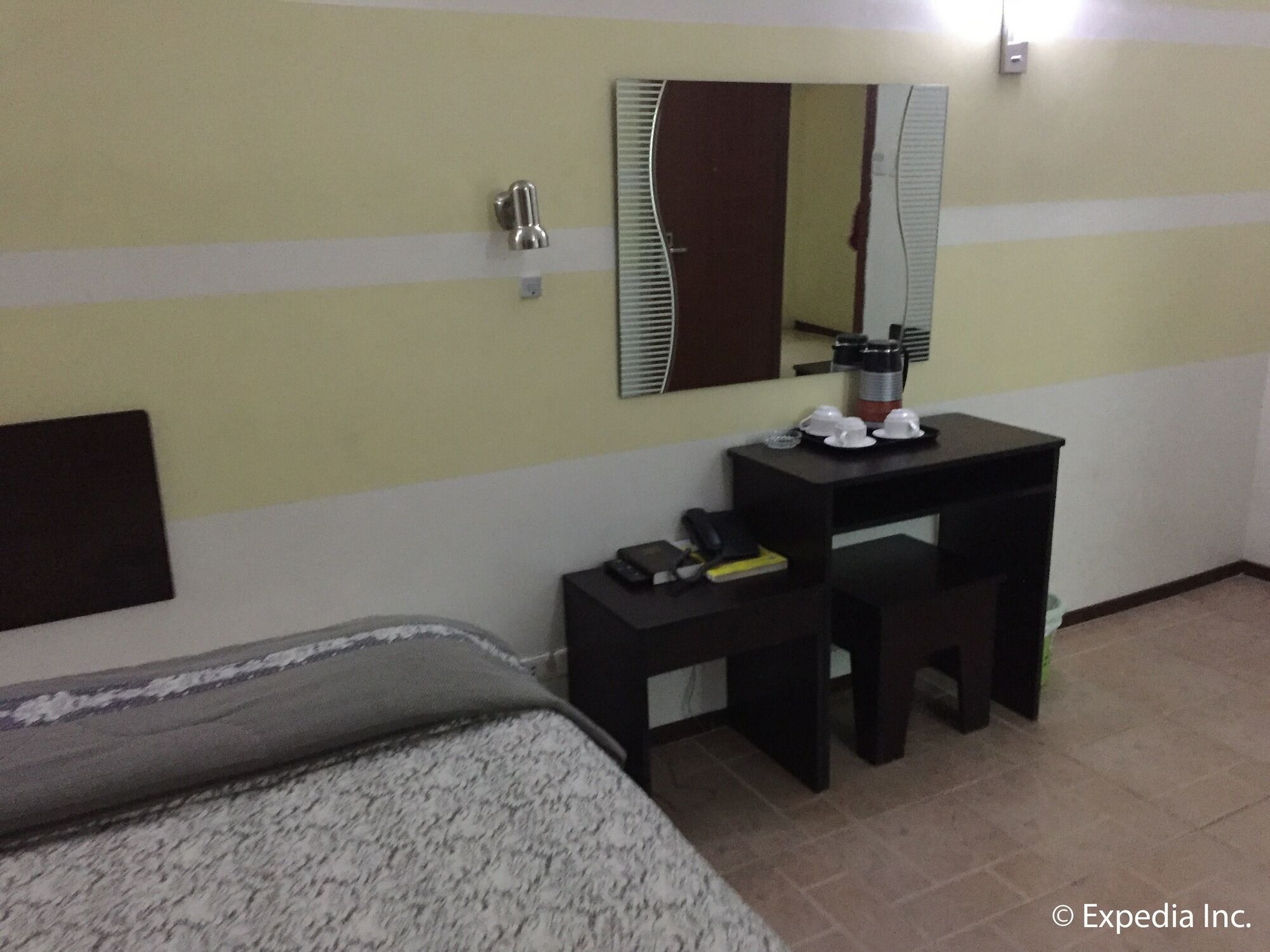 Metro Park Hotel Mandaue Cebu Екстериор снимка