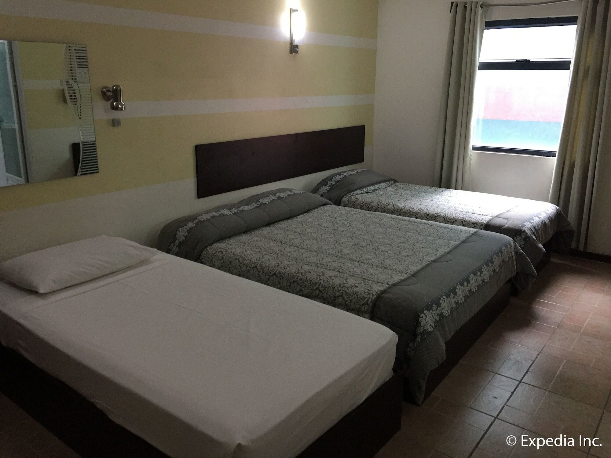 Metro Park Hotel Mandaue Cebu Екстериор снимка